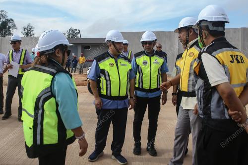DATUK SERI ALEXANDER NANTA LINGGI