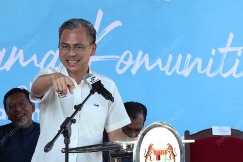 FAHMI FADZIL