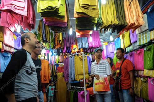 KD01_03072015_BAZAAR