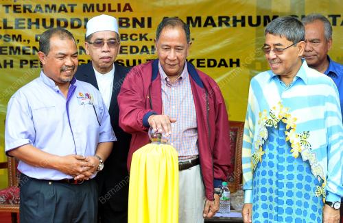 KD01_03102016_PECAH_TANAH
