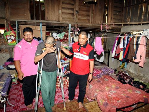 KD01_04092014_MISKIN_BANTUAN