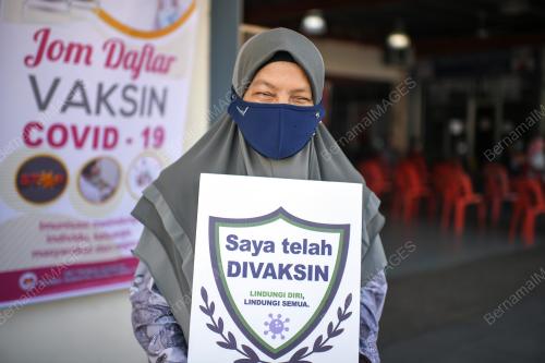 VAKSIN WARGA EMAS