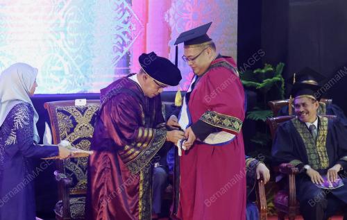 DATUK SERI SAIFUDDIN NASUTION ISMAIL
