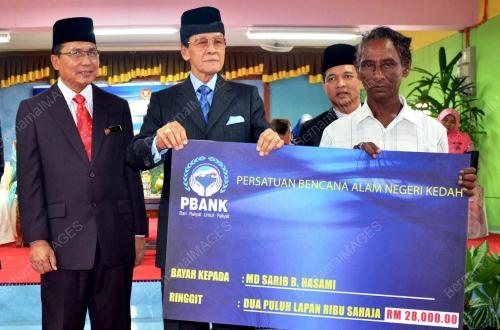 KD01_06042014_BANTUAN_RIBUT1
