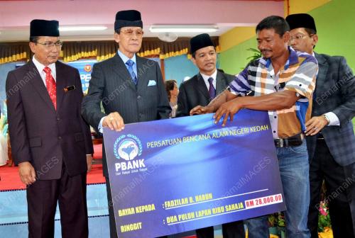 KD01_06042014_BANTUAN_RIBUT