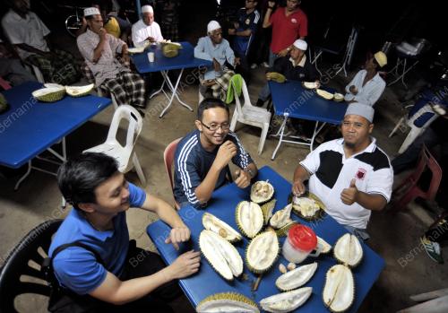 KD01_06072014_SAHUR_DURIAN