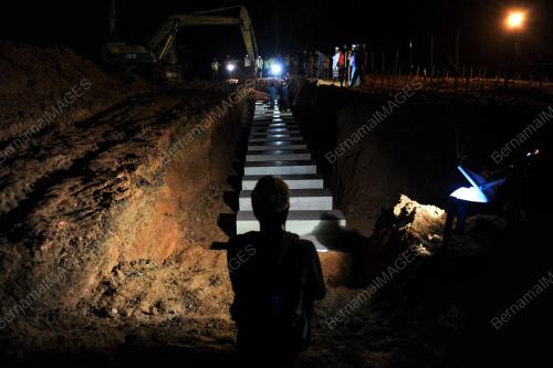 KD01_06072015_PENGEBUMIAN