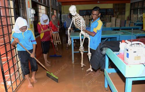 KD01_06112017_ROSAK
