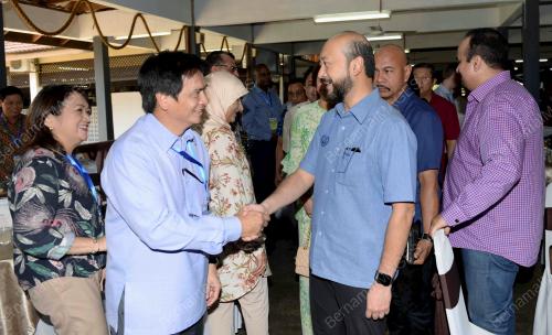 DATUK SERI MUKHRIZ MAHATHIR
