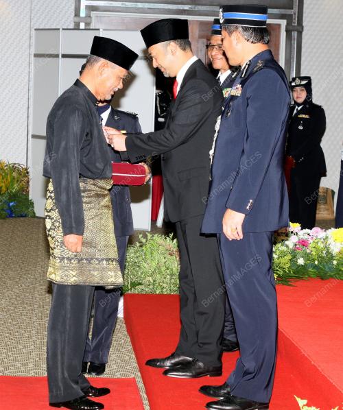 KD01_08112015_PINGAT