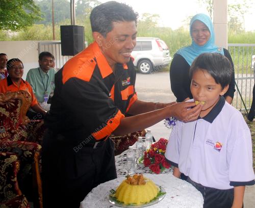 PUSAT PAKK