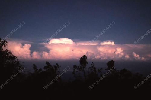 GUNUNG BINTANG