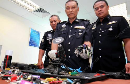 KD01_10122014_POLIS_CURI-2