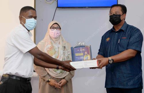 DATUK SERI ABDUL RAHMAN MOHAMAD