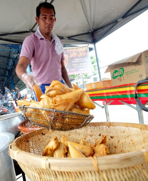 SAMOSAT KAK ANI