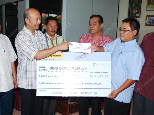 MUKHRIZ
