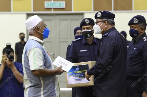 DATUK SERI MAZLAN LAZIM
