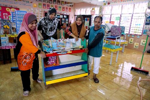 KD01_12102017_BANJIR