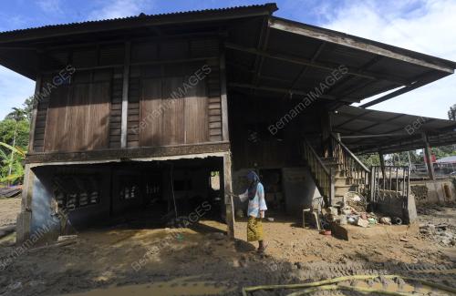 BANJIR DI BALING