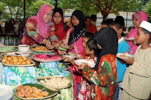 ANAK YATIM