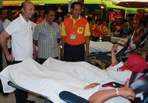 KD01_14072012_MUKHRIZ_ANSARA