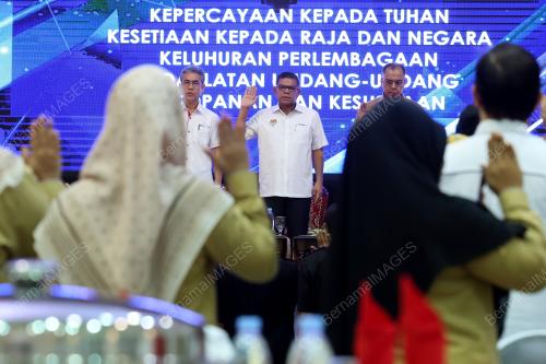 DATUK SERI SAIFUDDIN NASUTION ISMAIL