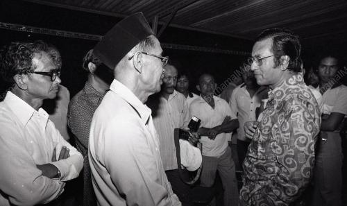 DR. MAHATHIR MOHAMAD