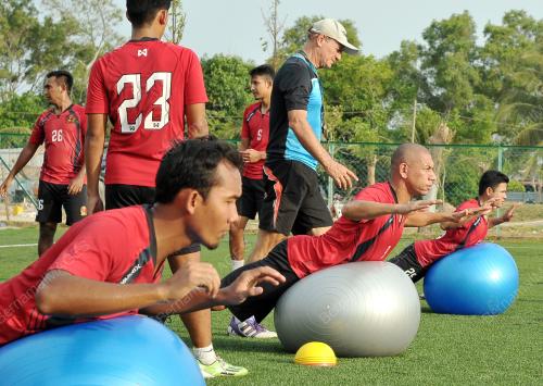 KD01_15042016_LATIHAN