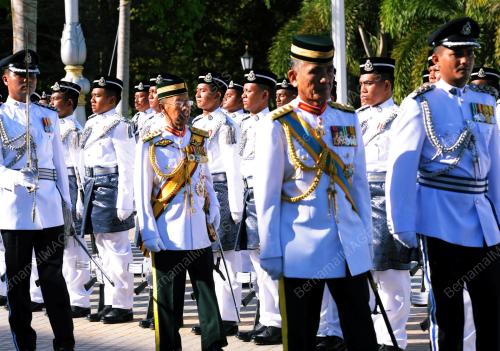 TUANKU ABDUL HALIM MU'ADZAM SHAH