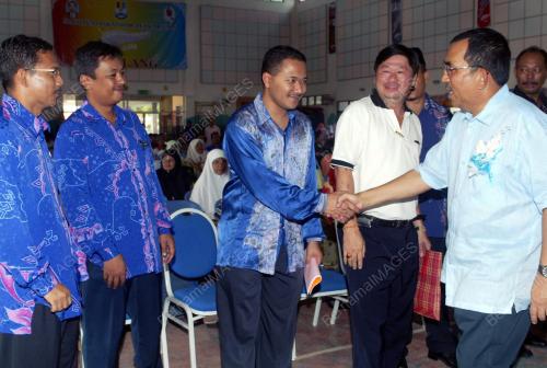 JOHARI BAHAROM