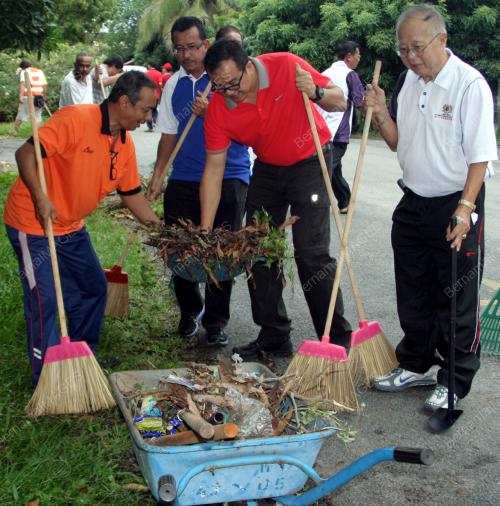 DATUK LATT SHARIMAN ABDULLAH