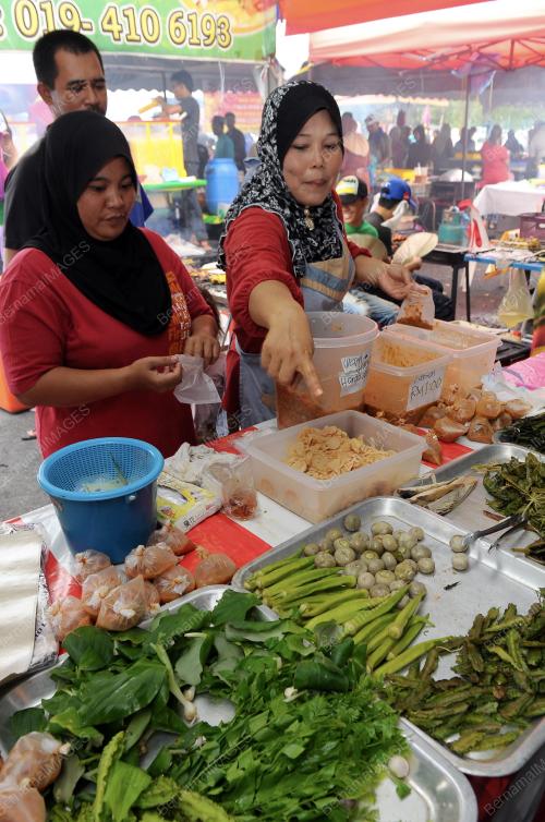 KD01_17072013_BAZAR