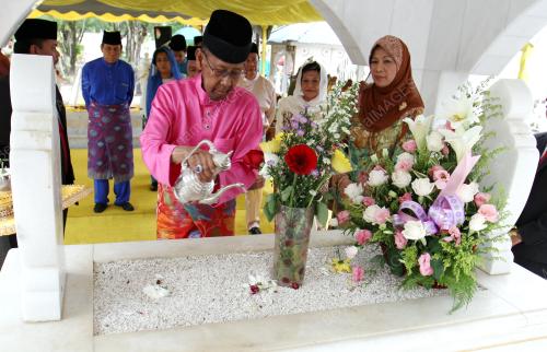 KD01_17072015_AGONG