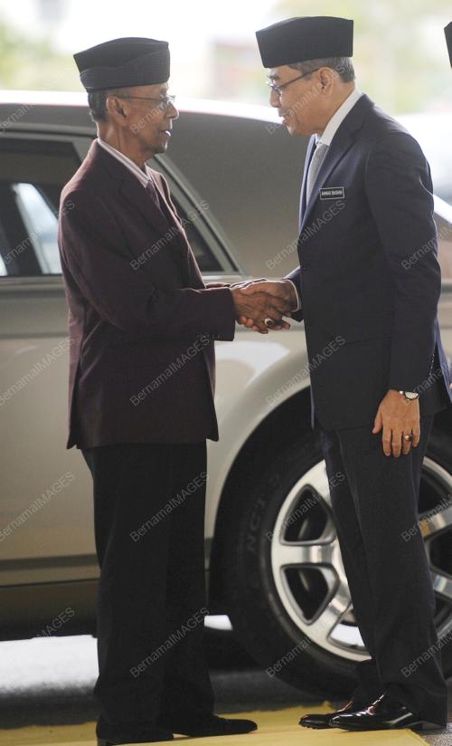 KD01_18092016_AGONG