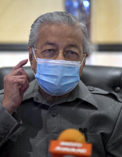 TUN MAHATHIR MOHAMAD