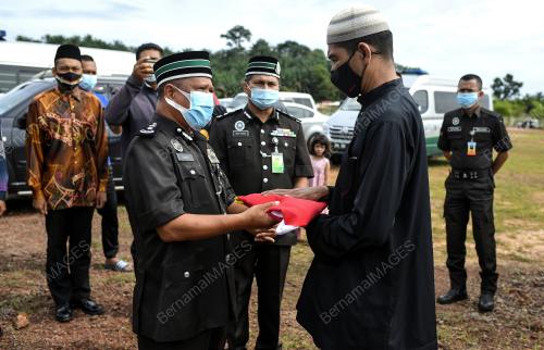 ALLAHYARHAM DATUK NAMAT ABDULLAH