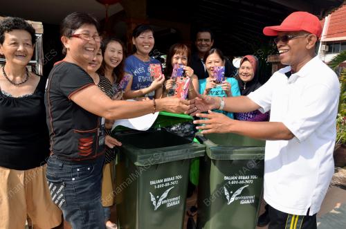 KD01_19042012_TONG_SAMPAH