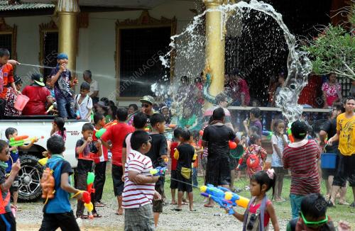 KD01_19042014_SONGKRAN