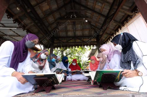HARI NUZUL AL-QURAN