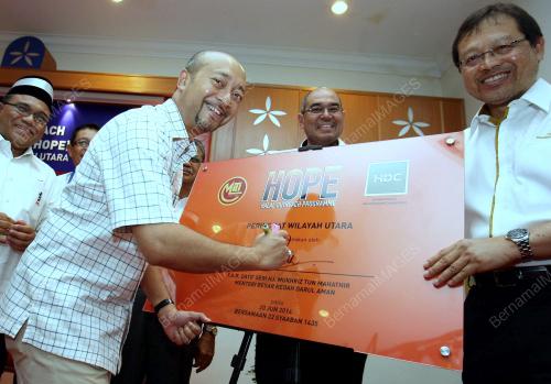 KD01_20062014_MUKHRIZ_HALAL