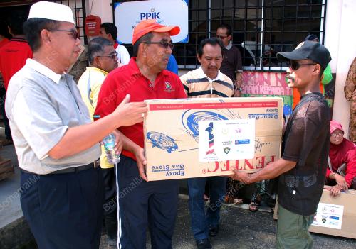 MOHD JOHARI BAHARUM