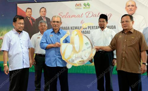 DATUK SERI DR RONALD KIANDEE