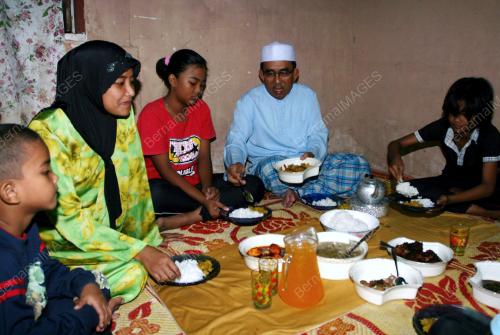 DATUK MOHD JOHARI BAHARUM
