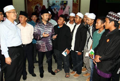 KD01_22072015_MUKHRIZ