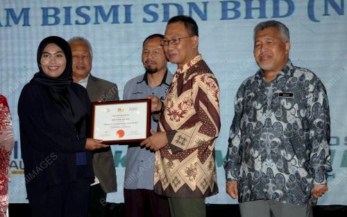 DATUK AWANG HASHIM