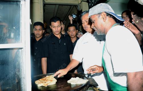 TAN SRI MUHYIDDIN YASSIN