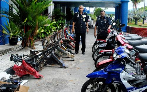 KD01_25022013_MOTOSIKAL_CURI
