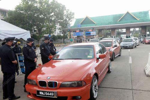 DATUK SERI MAZLAN LAZIM