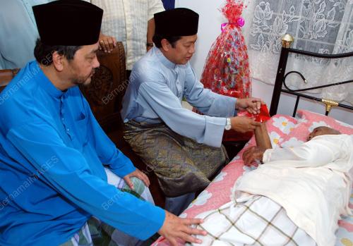 DATUK AHMAD MASLAN