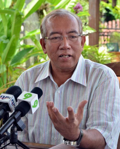 KD01_25092012_MAHDZIR_KUIN